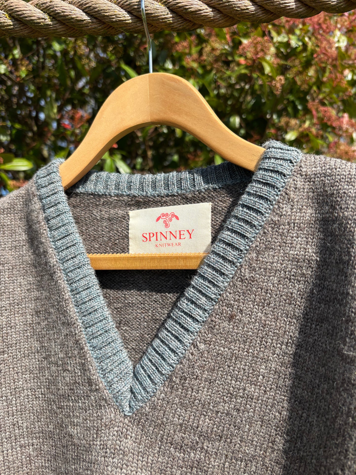Dentdale - Aysgarth V-Neck